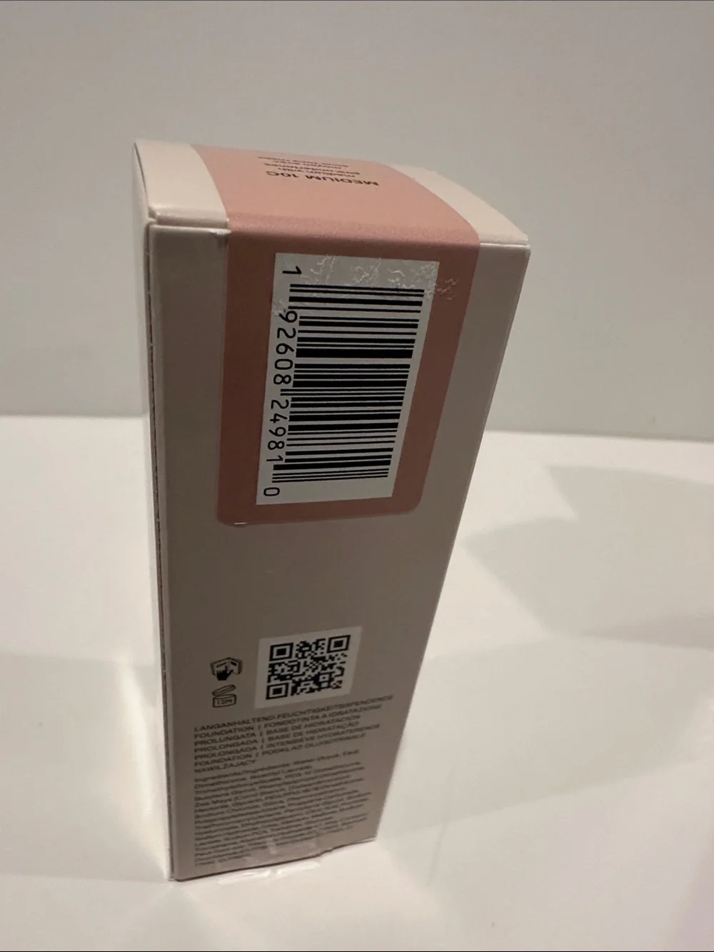 Morphe Lightform Extended Hydration Foundation in Medium w/Pink Undertones.